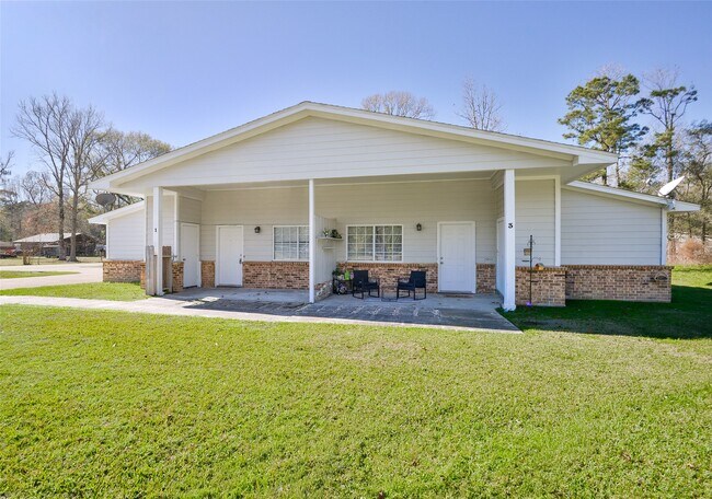 Building Photo - 3 Magnolia Ln