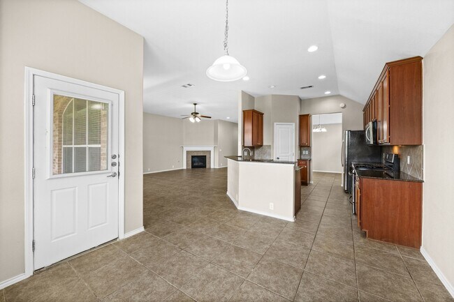 Building Photo - 5402 Hickory Harvest Dr