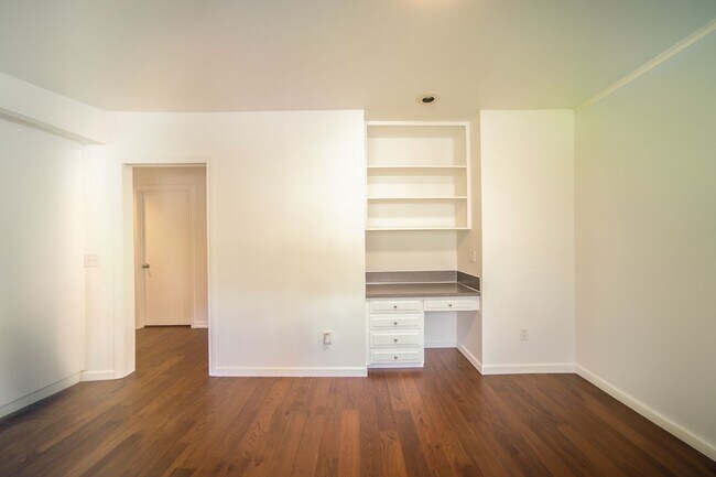 Building Photo - Greenleaf House: A Sustainable and Eco-Friendly Home!