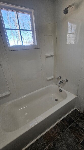 Building Photo - 1372 Ridge Rd