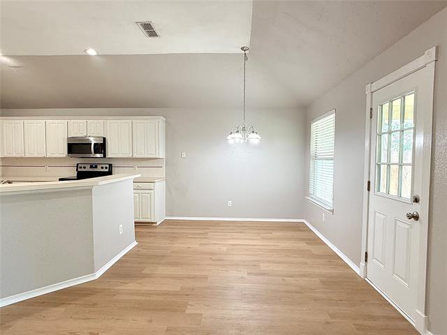 Building Photo - 8159 Kathleen Dr