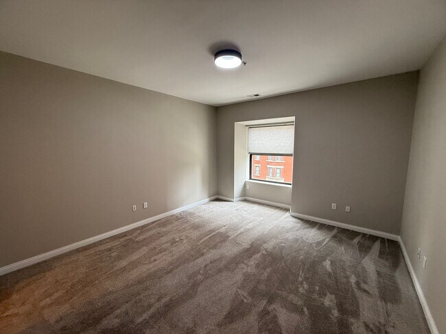 Building Photo - Indianapolis Athletic Club Condo