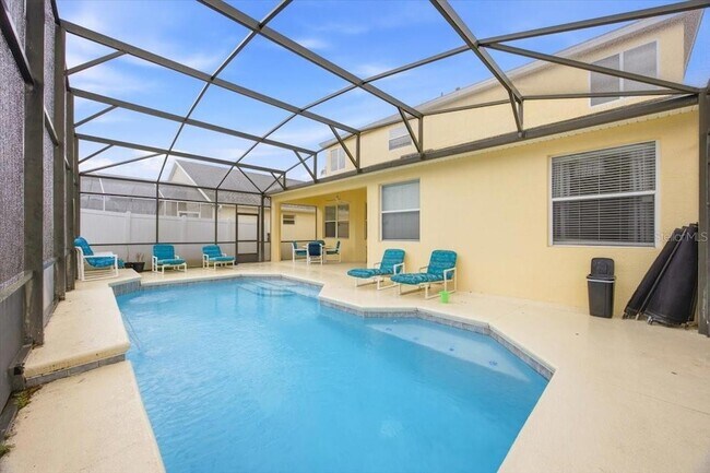 Building Photo - 227 Bonville Dr