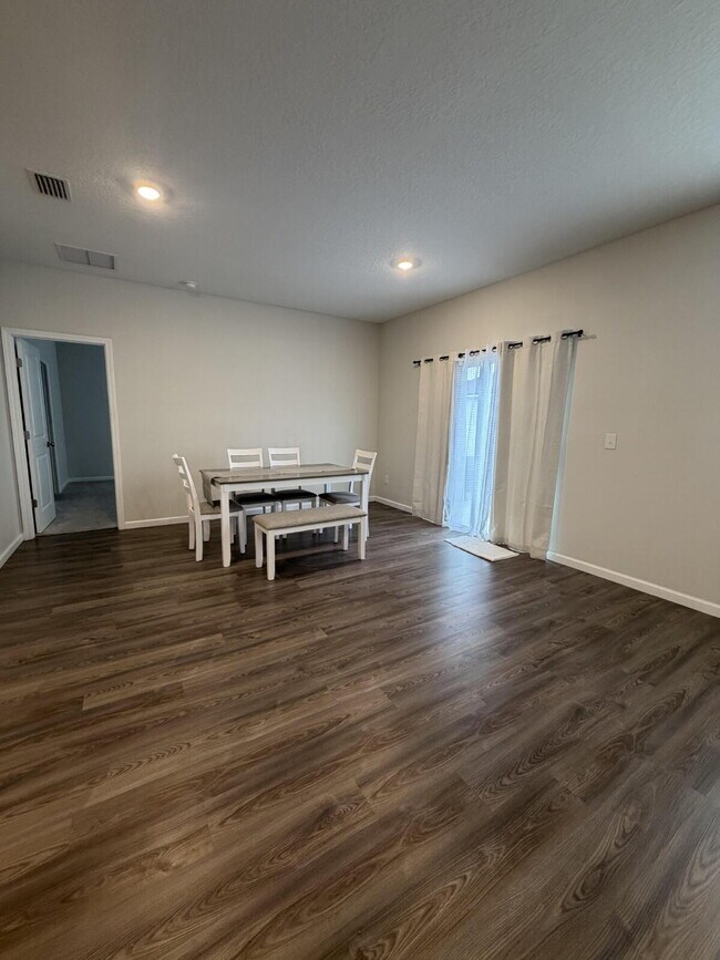 Building Photo - Macadamia Lane for Rent