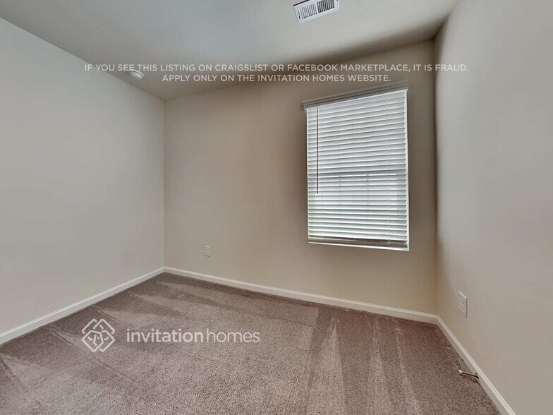 Building Photo - 7300 Olive Coast St