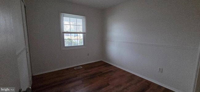 Building Photo - 10 Gardenbrook Ln