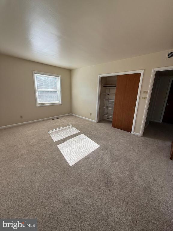 Building Photo - 536 Hampton Ln