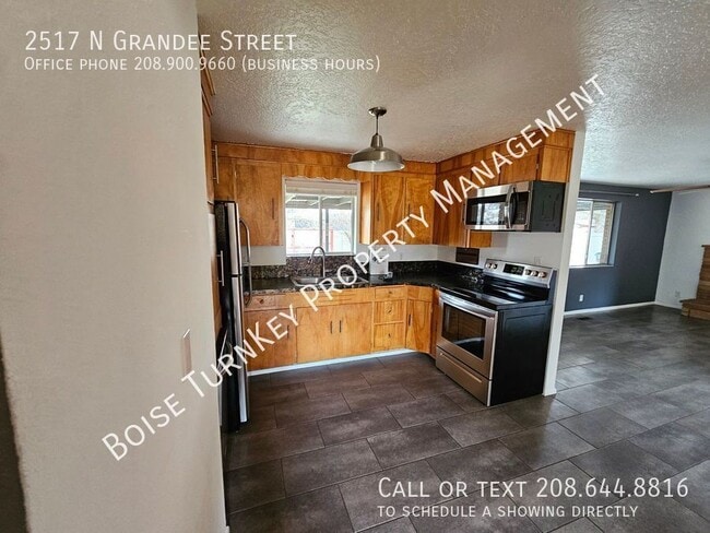 Building Photo - 2517 N Grandee St