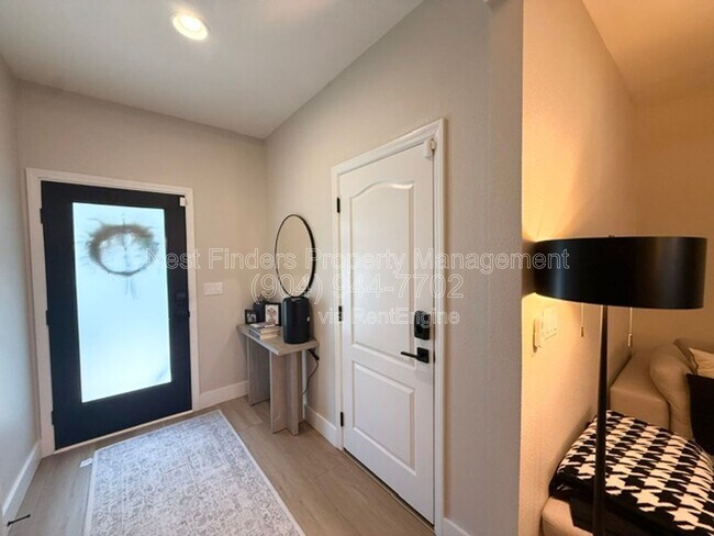 Building Photo - 7039 Beauhaven Ct