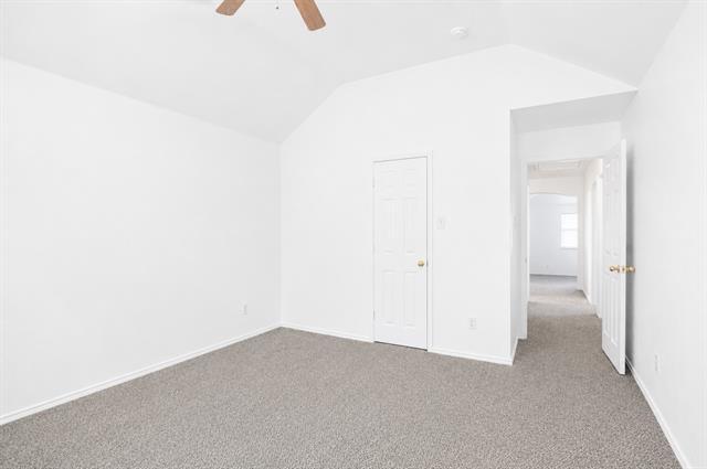 Building Photo - 10057 Wyndbrook Dr