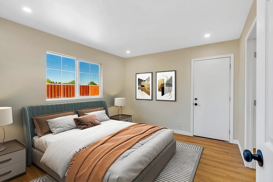 Master Bedroom 1 - 299 Tangelo St