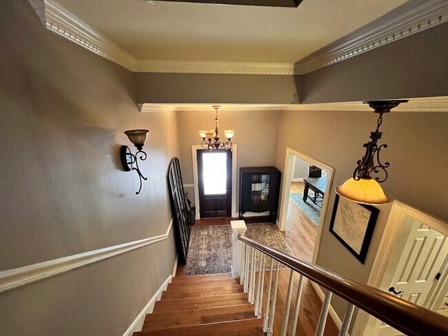 Building Photo - 37 Lafayette Pl