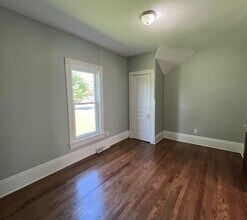 Building Photo - 2327 N 14th St