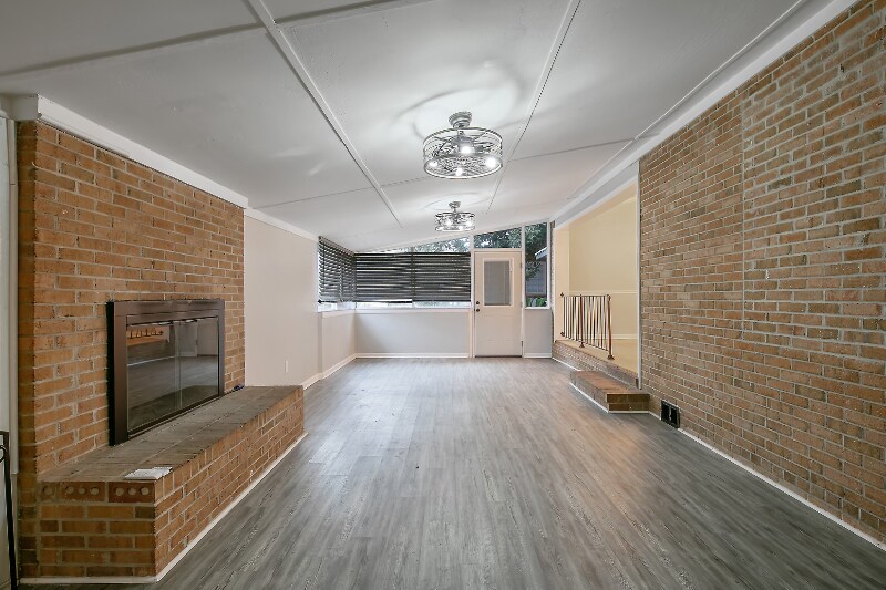 Building Photo - 4442 Wellington Dr