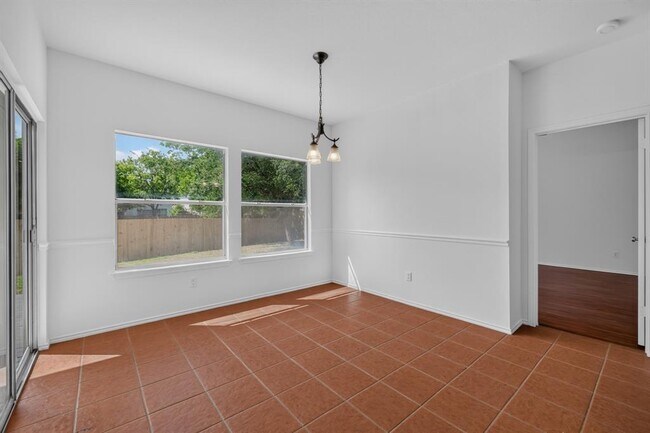Building Photo - 17213 Bushmills Rd