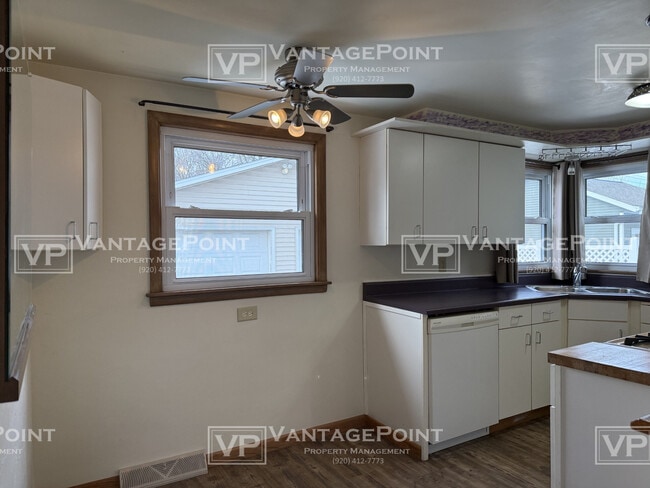 Building Photo - 1838 12th Ave