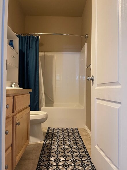 Building Photo - 2932 Road 12.8 NW