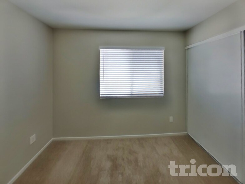 Building Photo - 600 Rio Del Sol Dr