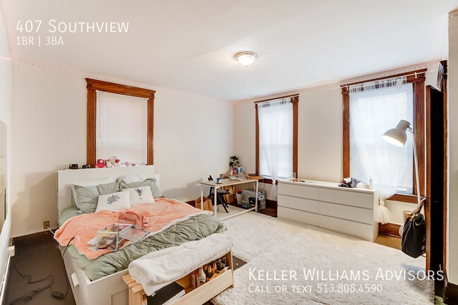 Building Photo - 407 Southview-