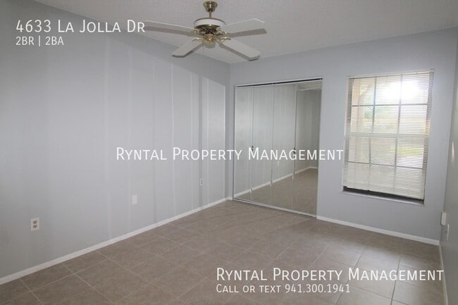 Building Photo - 4633 La Jolla Dr