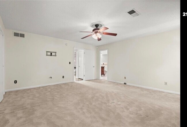 Building Photo - 2193 Oakrill Ct