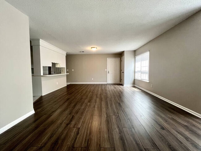 Building Photo - 21A Battery Walk Court