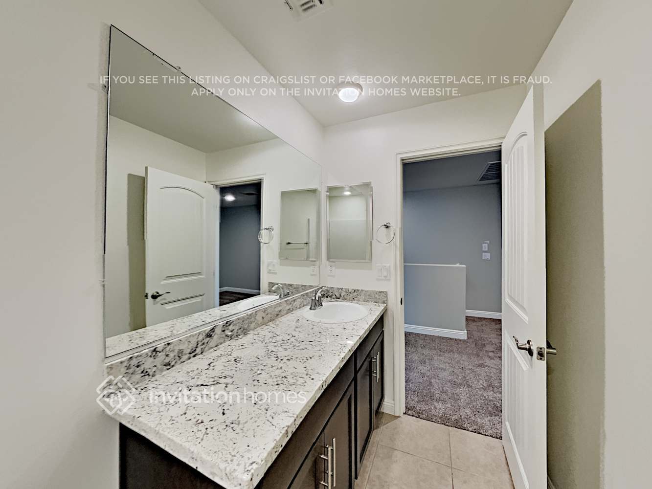 Building Photo - 5029 S Chassis