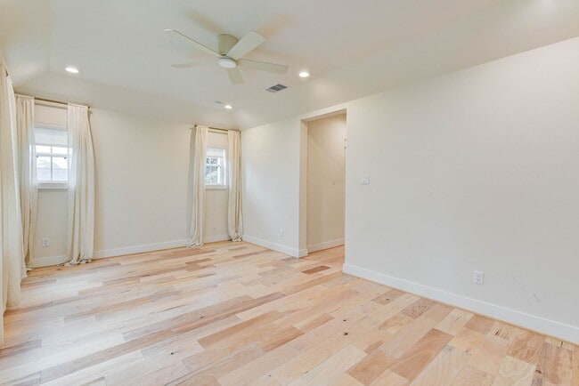 Building Photo - 5402 Wheatley St