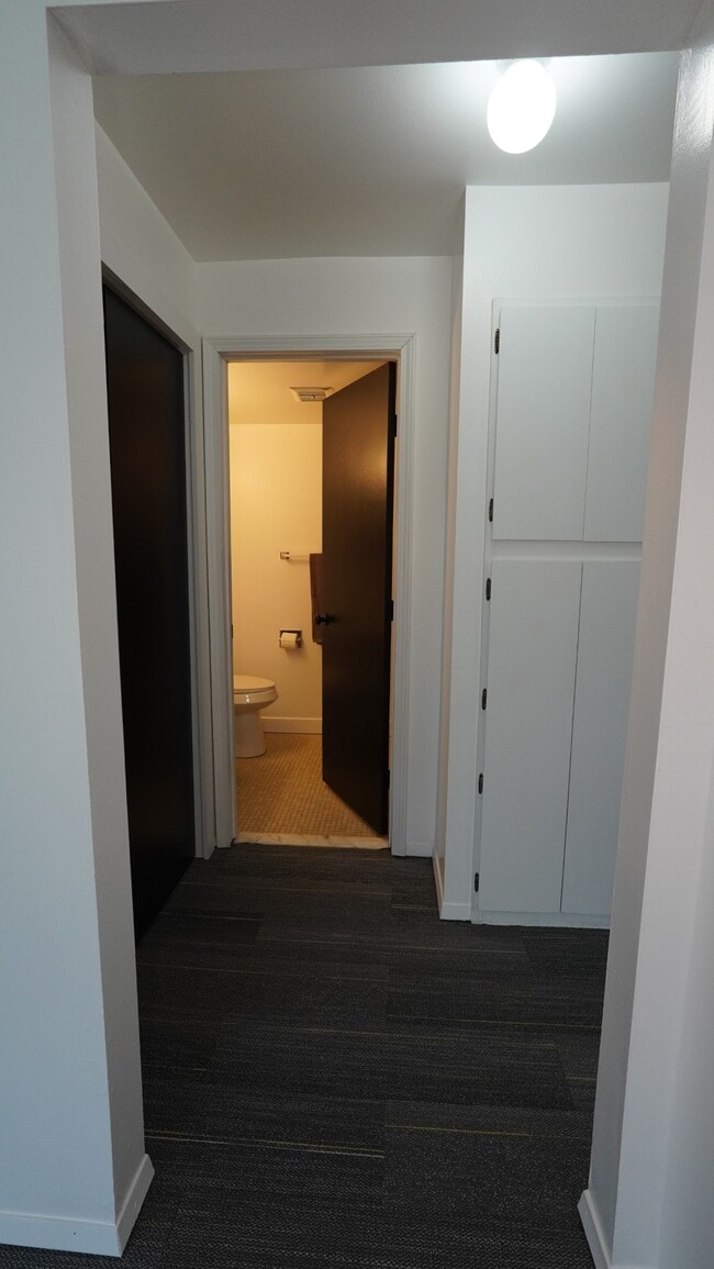 Building Photo - Addison Apartments