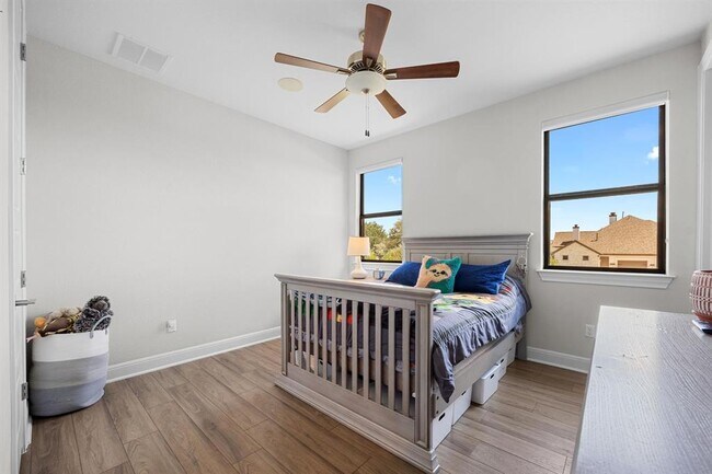 Building Photo - 3805 Deep Pocket Dr