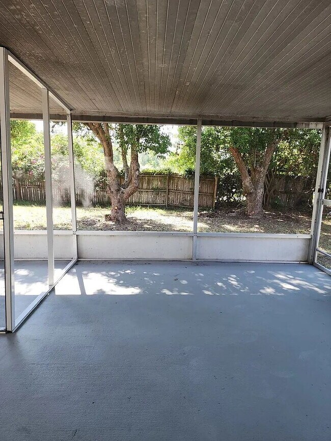 Building Photo - 1414 Coppertree Dr