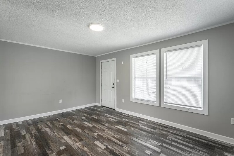 Building Photo - 177 Vero Beach St
