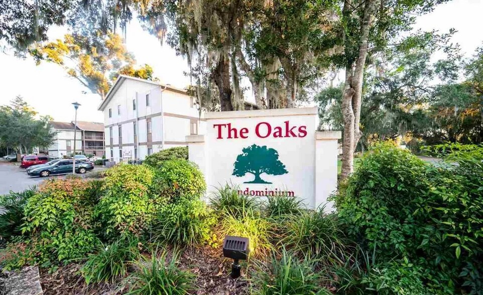 Condo entrance - 6519 W Newberry Rd