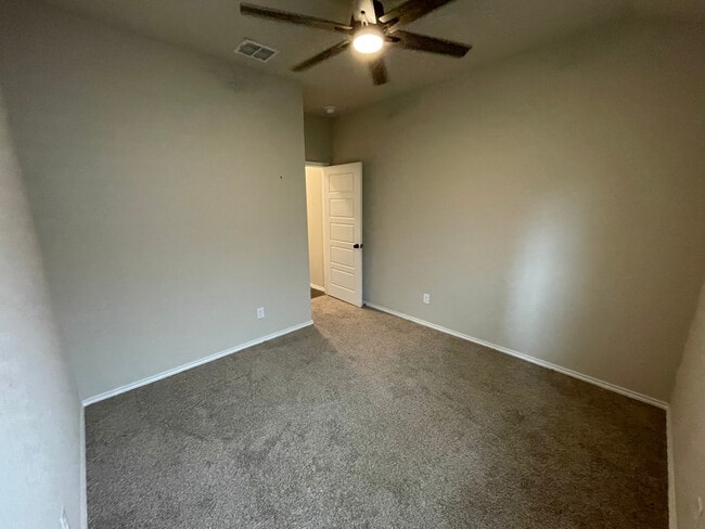 Building Photo - Room in House on Stone House