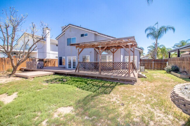 Building Photo - Warm and Inviting 3-Bedroom Home in the Heart of Menifee