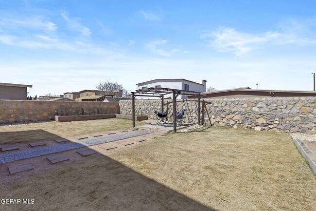 Building Photo - 12869 Little Misty Ln