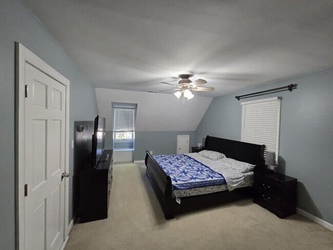 Building Photo - 32 Little Florida Road, Poquoson, VA - Ava...