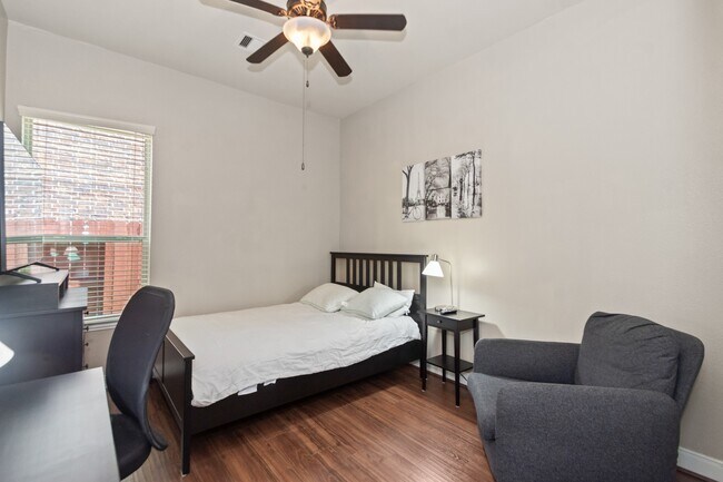 Building Photo - 20214 Parker Bend Ln