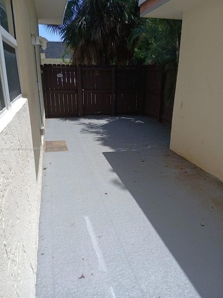 Building Photo - 1945 NW 4th Ave