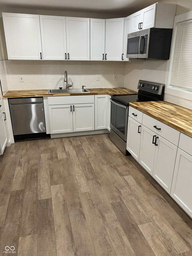 Building Photo - 8515 Georgiana Ln