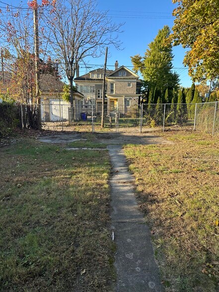 Backyard - 349 Westminster St