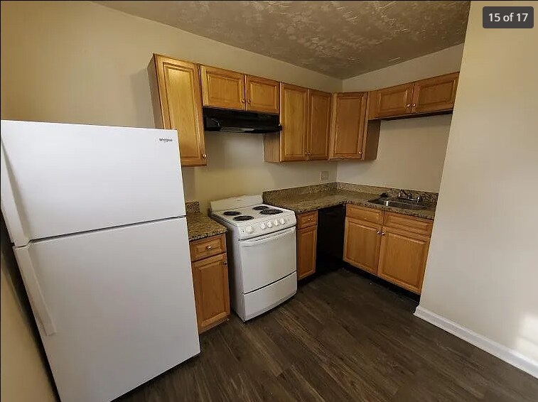 Building Photo - 416 S West St