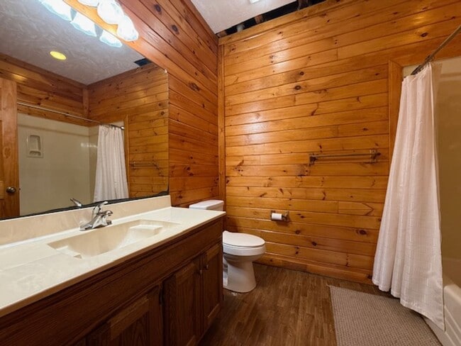 Building Photo - 3850 Ravens Den Way