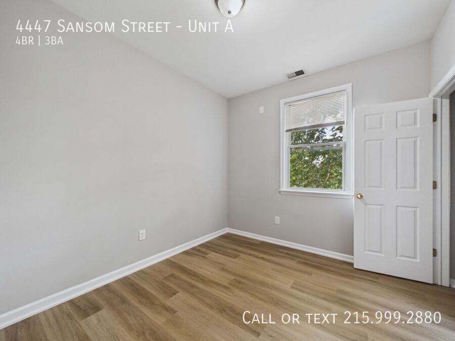Building Photo - 4447 Sansom St