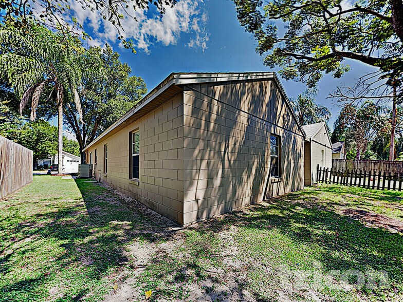 Building Photo - 1248 E Cleveland St