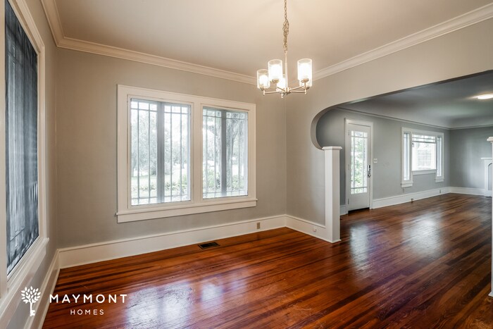 Building Photo - 101 Lake Winnemissett Dr