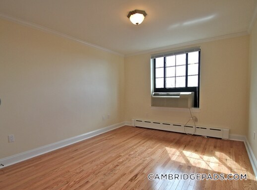 Building Photo - 60 Brattle St