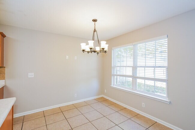 Building Photo - 7405 E Winchester Dr