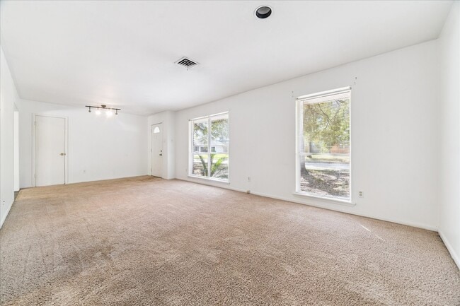 Building Photo - 5422 Spellman Rd