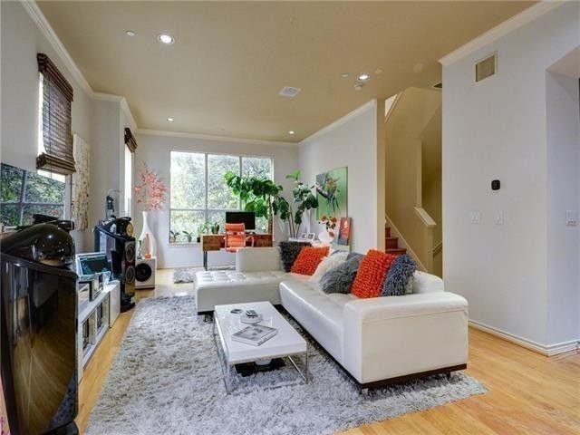 Building Photo - 4327 Buena Vista St